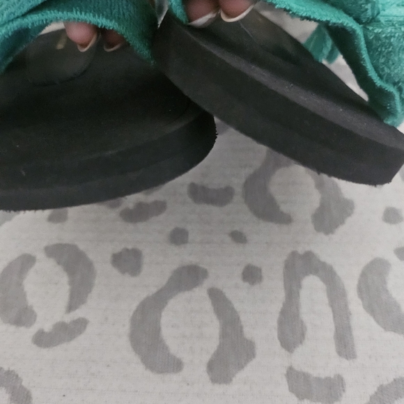Stuart Weitzman Bandeau Terry Cloth Bow Green Black Gold Open Toe Sandal NEW - Picture 15 of 15